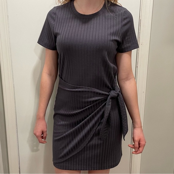 NWT Evereve Women's Teagan Knotted Dress Oxide Ribbed Wrap Dress - size M - Picture 2 of 7